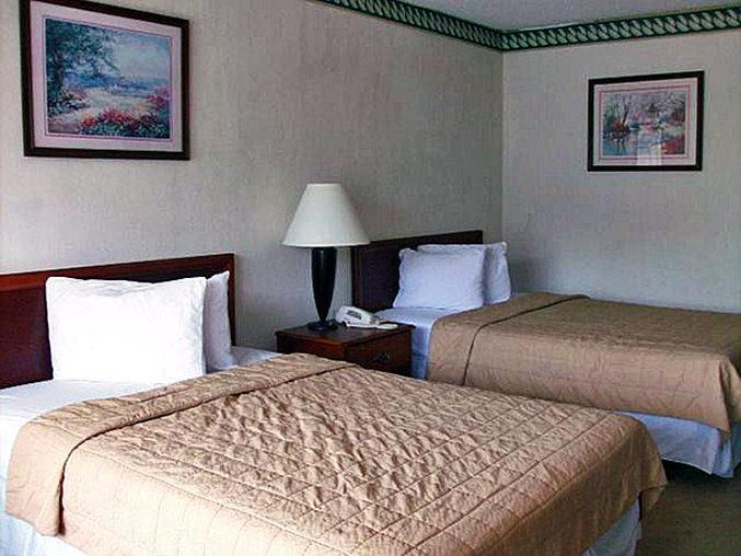 Hotel 6-conyers, Ga