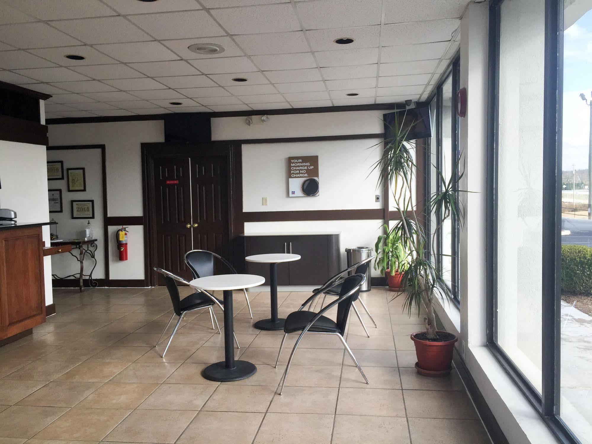 6-conyers, Ga Hotel