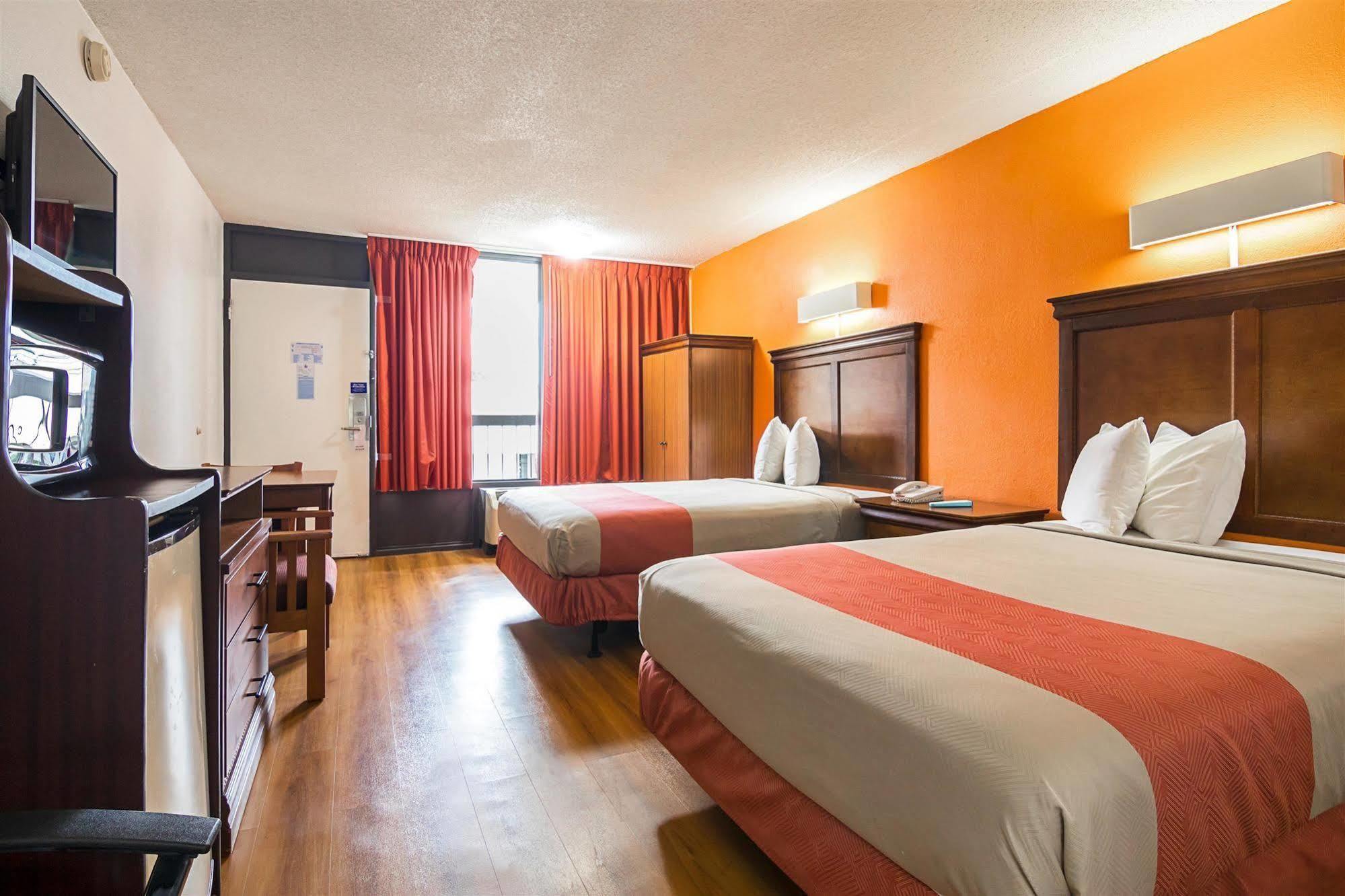 6-conyers, Ga Hotel
